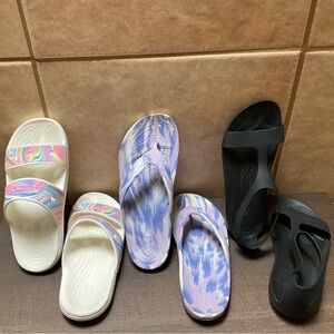 Lot of CROCS 3 pairs Open Toe Sandals sz W7 & W8 in Black, White, and Purple
